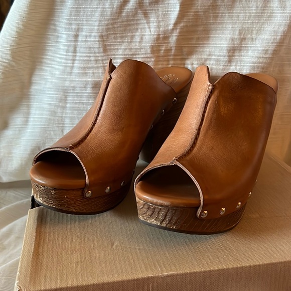 KorkEase Shoes Korkease Clogs Poshmark